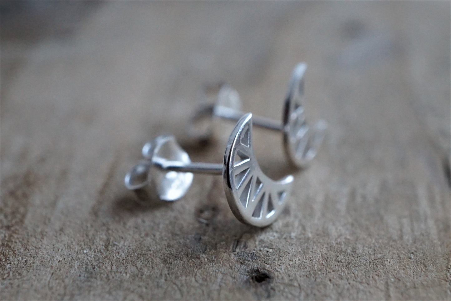 Sterling Silver Moon Stud Earrings * Crescent moon jewelry * Moon earrings