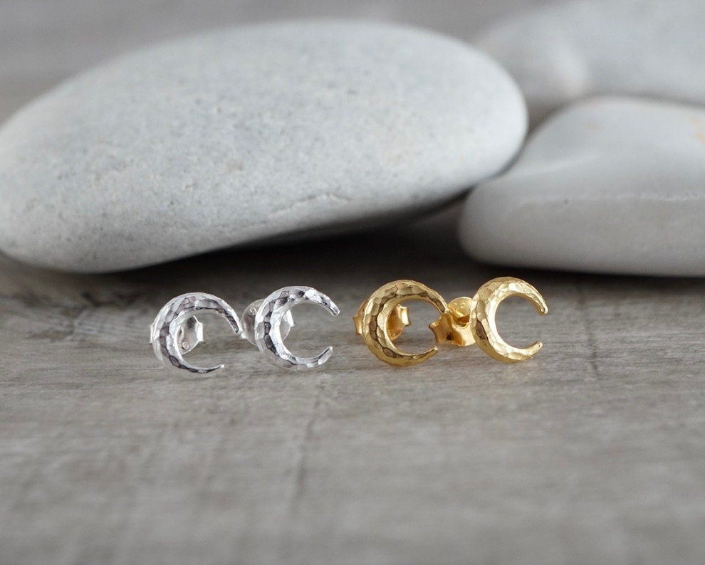 Hammered Crescent Moon Earrings * Stud earrings * Moon jewellery * Gift for her