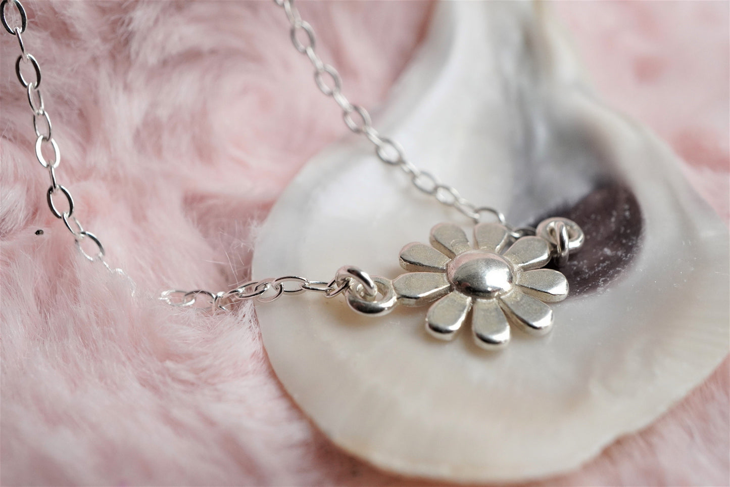 Daisy Sterling Silver Bracelet * Flower Bracelet * Dainty jewelry* Gift For Her* Bridesmaid gift