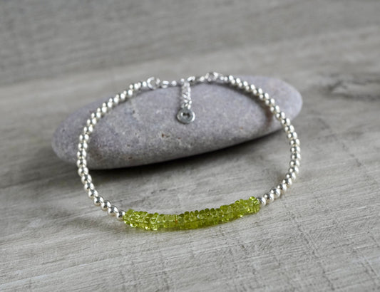 Peridot Sterling Silver Bead Bracelet * August Birthstone * Peridot Jewelry* Dainty bracelet * Gift for her * Feminine *