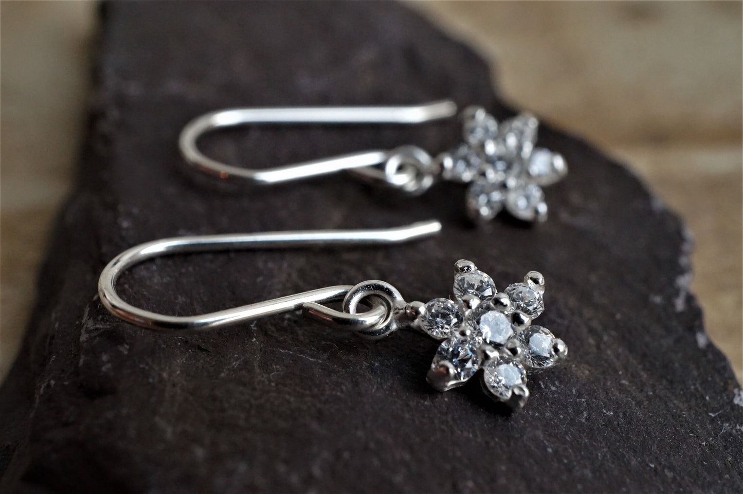 Sparkling Sterling Silver Flower Earrings * Zirconia earrings * Sparkling earrings