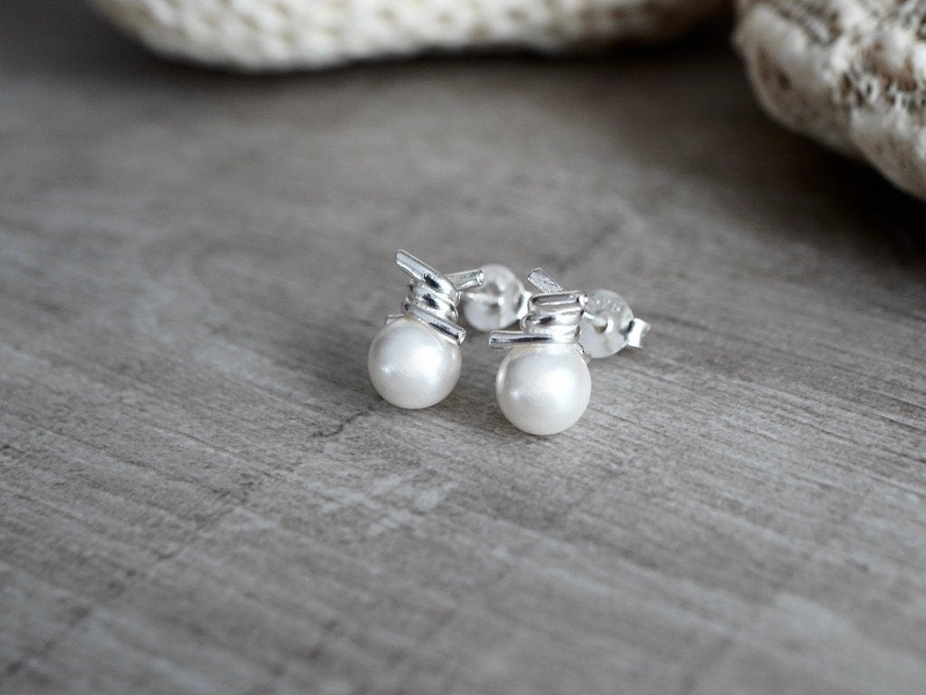 Cute Small Pearl Stud Earrings * Bridesmaid gift  * Pearl earrings * Gift for her
