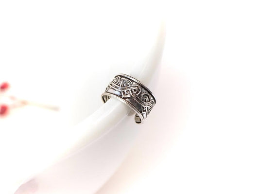 Sterling Silver Celtic Heart Ear Cuff *Sterling Silver * No hole Earrings