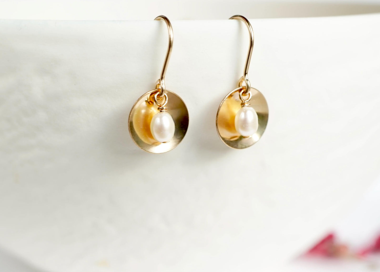 Small Gold Concave Disc Pearl Earrings * Minimalist earrings * Feminine * Delicate earrings