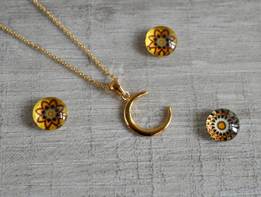 Gold Moon Necklace * Gold filled necklace * Dainty Feminine Necklace * Gift for her