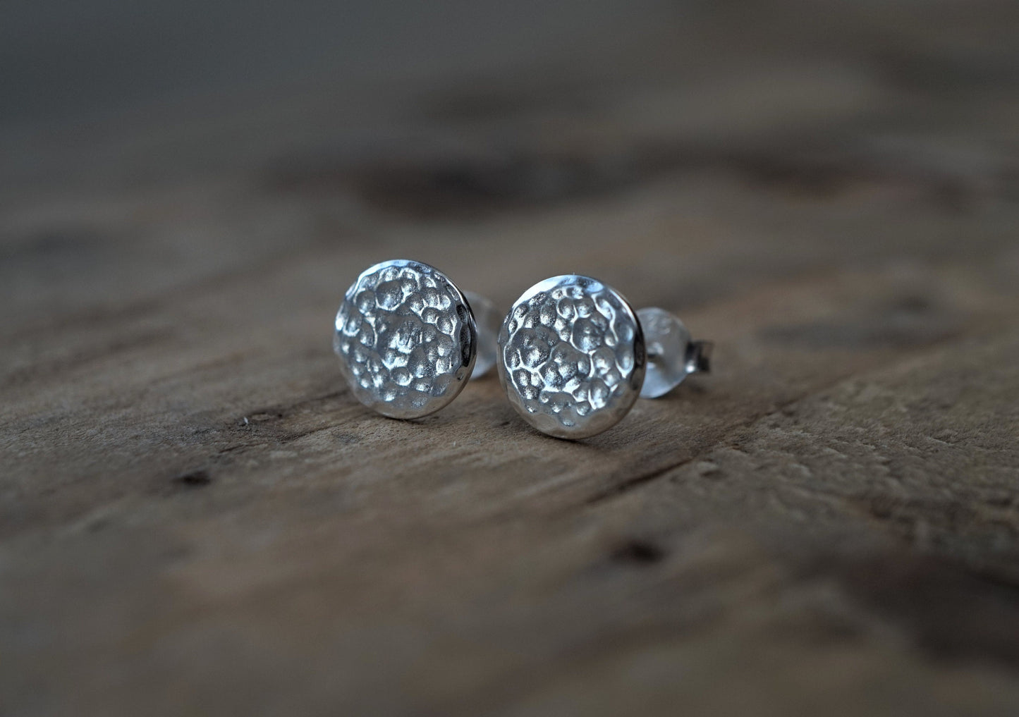 Hammered Round Sterling Silver Stud * Feminine jewelry * Silver earrings