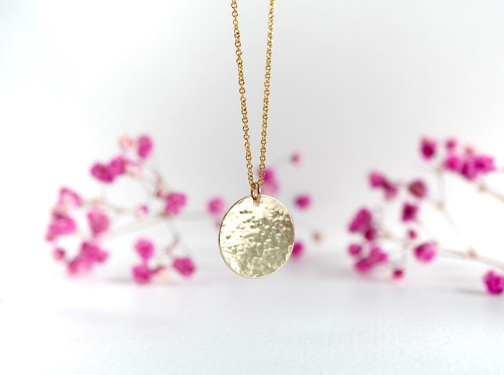 Gold Hammered 16mm Disc Necklace * Minimalist * Feminine * Ethnic * Delicate necklace