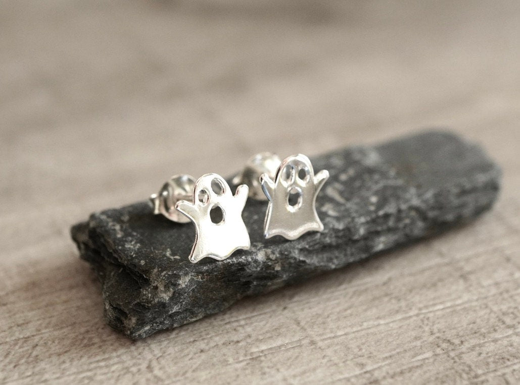 Cute Ghost Stud * Halloween earrings * Ghost earrings * Sterling silver