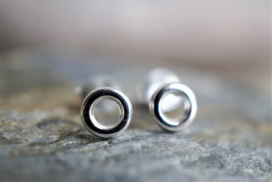 Small Circle Stud Sterling silver * Gift for her * Silver stud * Hollow circle stud