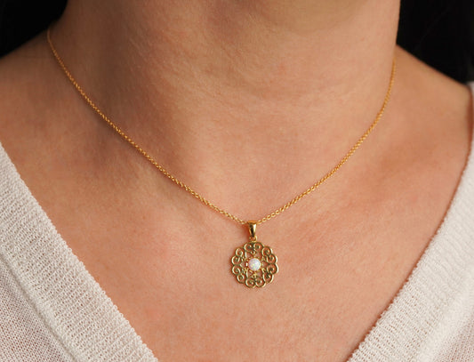 Gold Small Mandala Necklace * Gold filled necklace * Dainty Feminine Necklace * Gift for her