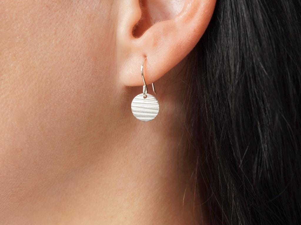 Sterling Silver Disc Earrings * Minimalist earrings * Feminine * Delicate earrings