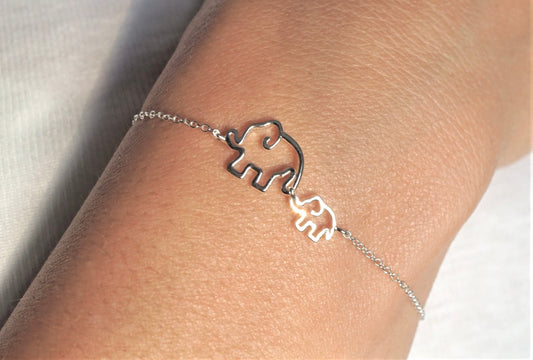 Cute Elephants Sterling Silver Dainty Bracelet* Mum bracelet * Memories bracelet * Elephants bracelet * Baby born gift
