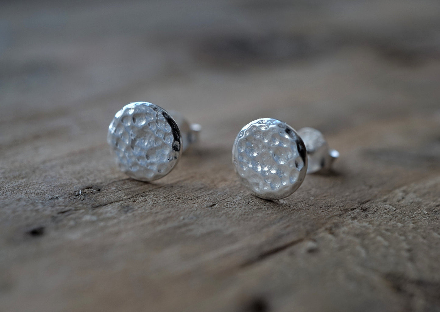 Hammered Round Sterling Silver Stud * Feminine jewelry * Silver earrings