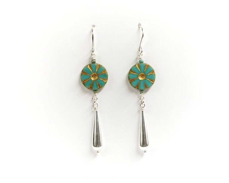 Daisy Sterling Silver Earrings * Summer jewellery * Flower Earrings *