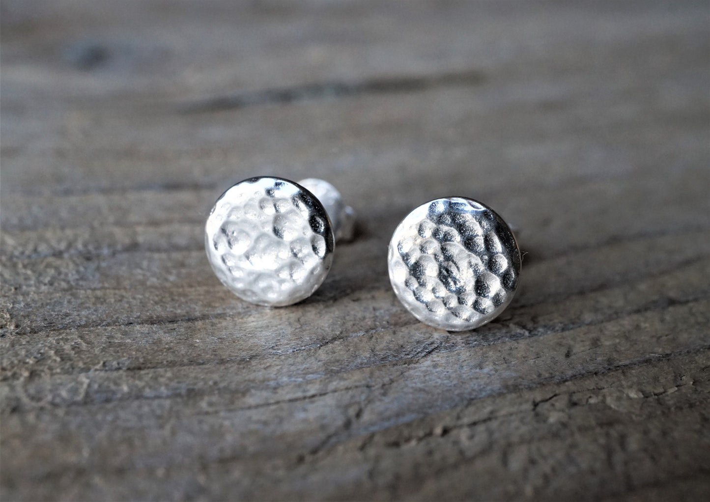 Hammered Round Sterling Silver Stud * Feminine jewelry * Silver earrings