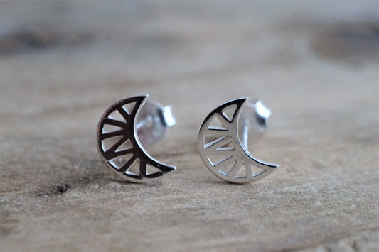 Sterling Silver Moon Stud Earrings * Crescent moon jewelry * Moon earrings