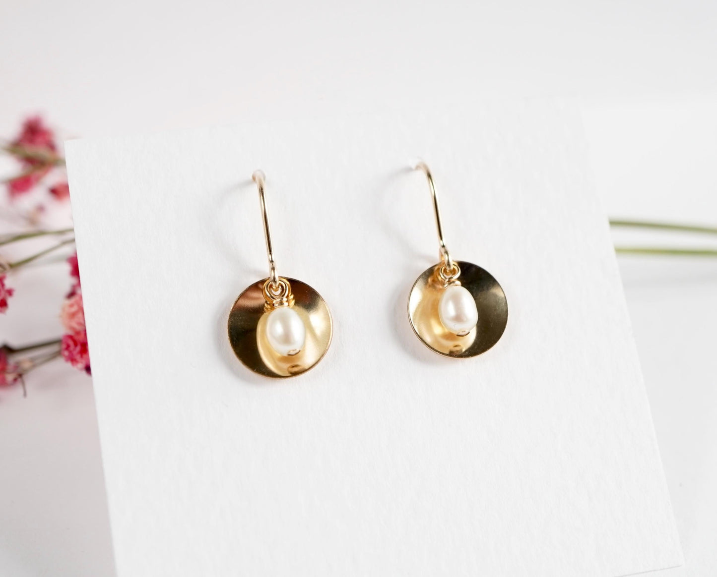 Small Gold Concave Disc Pearl Earrings * Minimalist earrings * Feminine * Delicate earrings