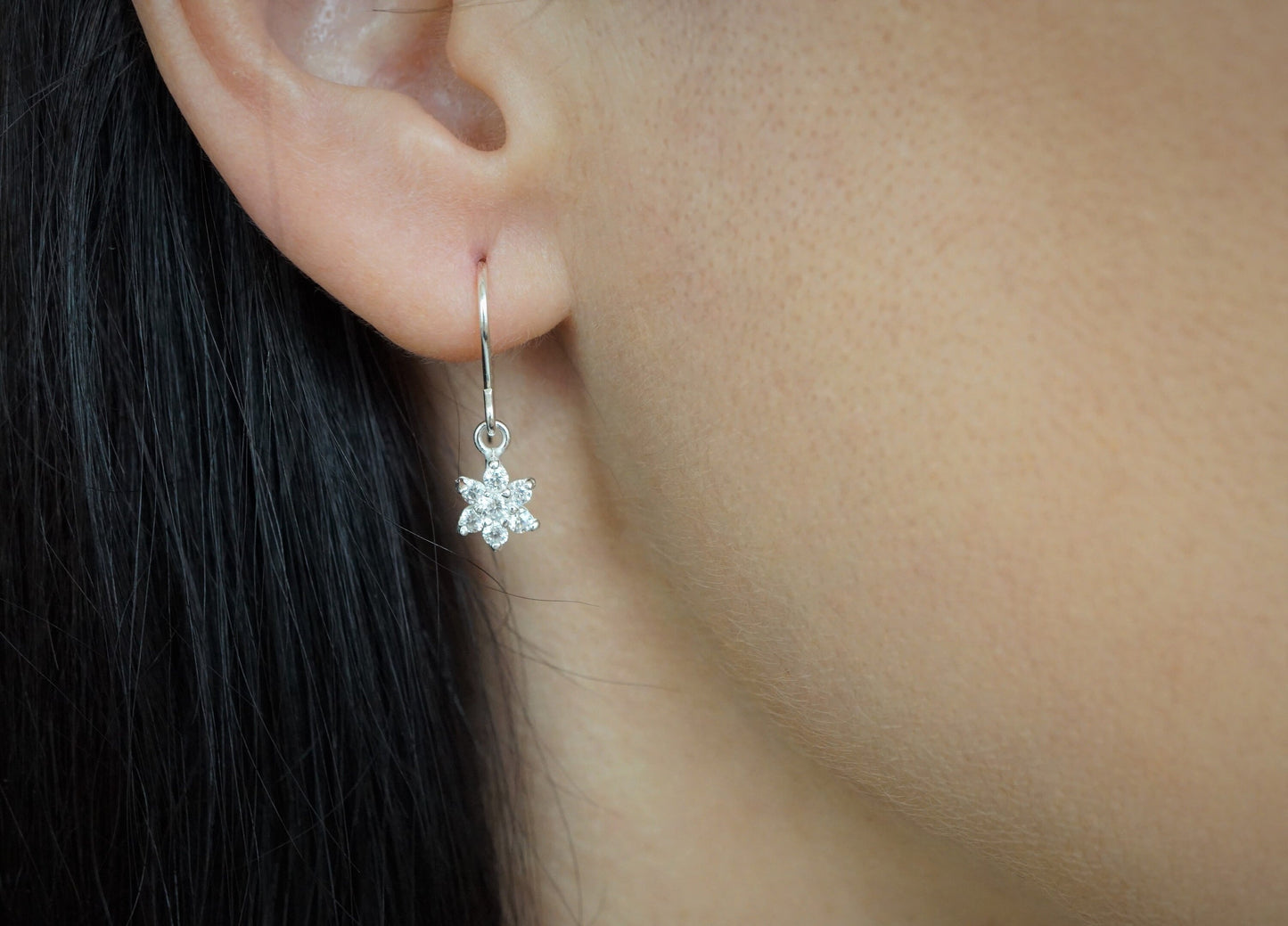 Sparkling Sterling Silver Flower Earrings * Zirconia earrings * Sparkling earrings