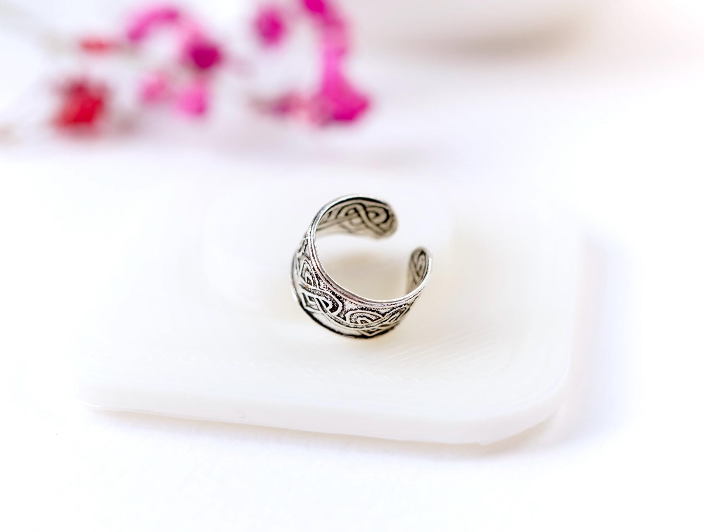 Sterling Silver Celtic Heart Ear Cuff *Sterling Silver * No hole Earrings